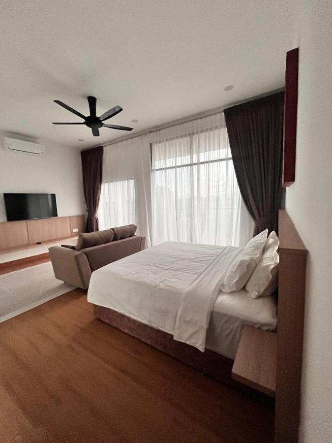 ספאנג Jenderam Hill Villa מראה חיצוני תמונה